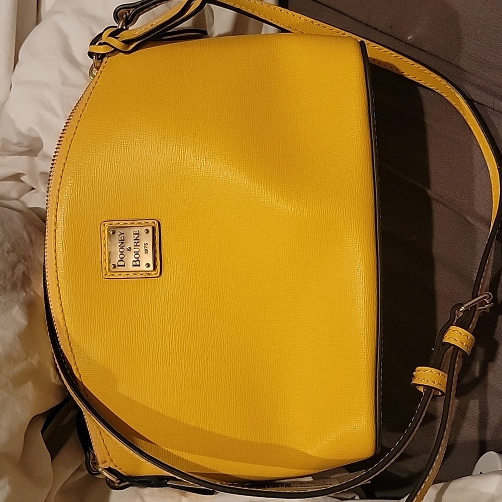 Dooney & Bourke